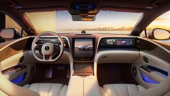 仰望U7：云辇-Z技术重塑豪华轿车操控与舒适新标准