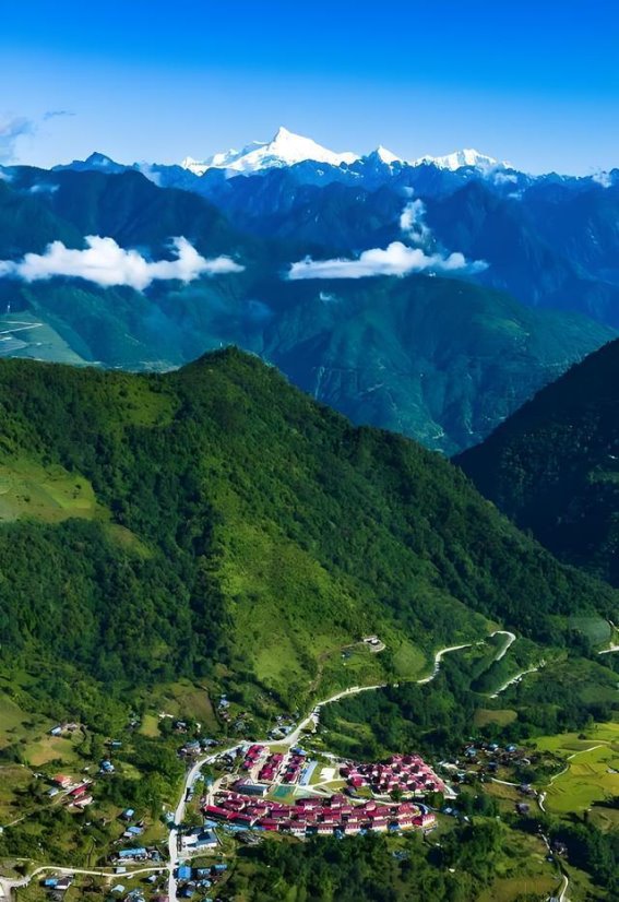 墨脱公路：半世纪的坚韧传奇，天堑变通途