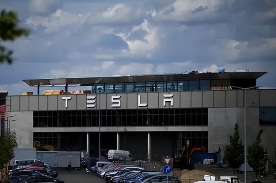 美国高关税反扑：中国新能源汽车崛起，挑战全球市场格局