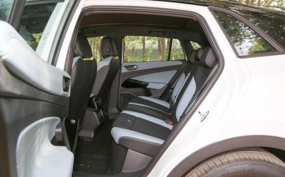 14.99万元起，新款大众ID.4 CROZZ上市，续航最长可达601公里