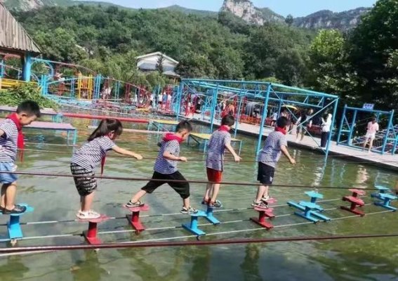 秋日章丘的诗意旅程：五条线路带你探索曹范的金色秋光