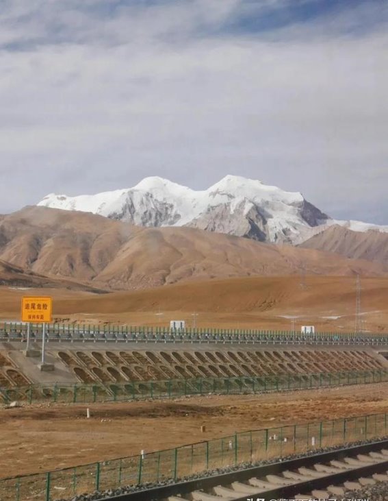 四条穿越中国绝美风景的列车路线，带你慢慢品味每一帧画面