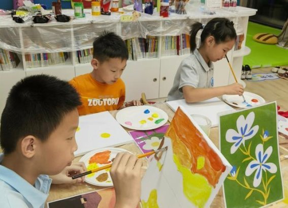探索阅读之光，漫步徐汇地标——第三届灯塔读书月