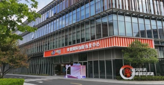 春日里的温暖与宁静