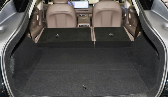 全新智己LS6：续航与动力兼备的智能SUV