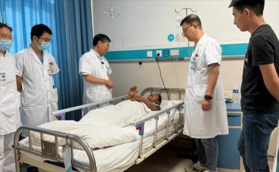 春季脑梗患者的四大禁忌行为，医生提醒谨慎