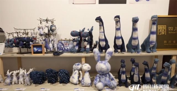 四川夜展：传统与科技的华丽碰撞
