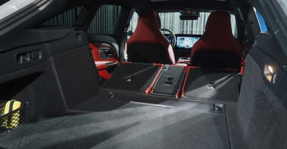 全新奔驰CLA Shooting Brake猎装车：空间与性能的完美融合