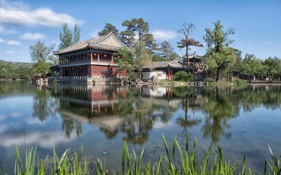 承德避暑山庄全景探秘：在皇家园林中漫游历史与自然的奇妙融合
