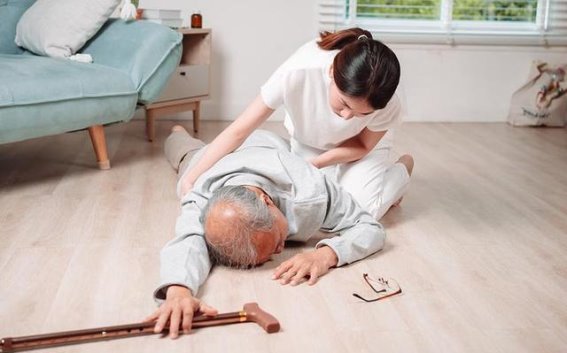 冬季远离脑卒中，这四件高风险事别再碰