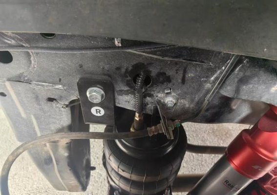 日产纳瓦拉与AIRBFT4X4气囊系统：承载与稳定性双重保障