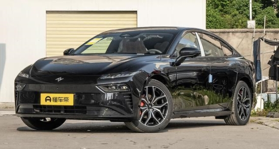 东风奕派eπ007：一款性价比优异的新能源汽车，值得选购