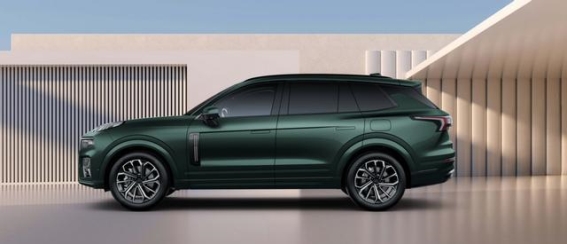 暴雨路面不再是挑战，领克09给你全面安全保障