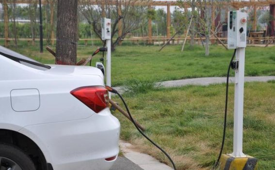 新能源汽车技术革新与未来发展趋势探析