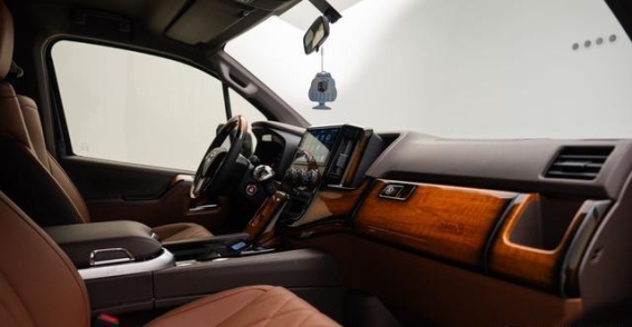 克蒂山川MH7阿尔法36周年纪念版高顶上市，豪华MPV再升级