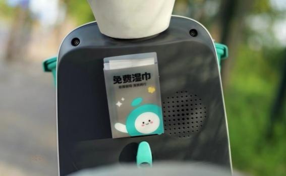 滴滴青桔电单车夏日湿巾投放，为骑行带来清爽体验