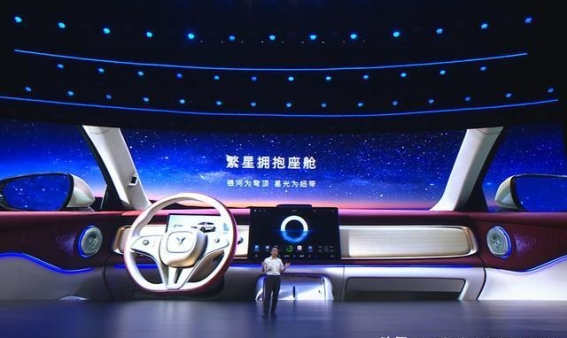 全新岚图知音上市：突破家用电动SUV的新标杆