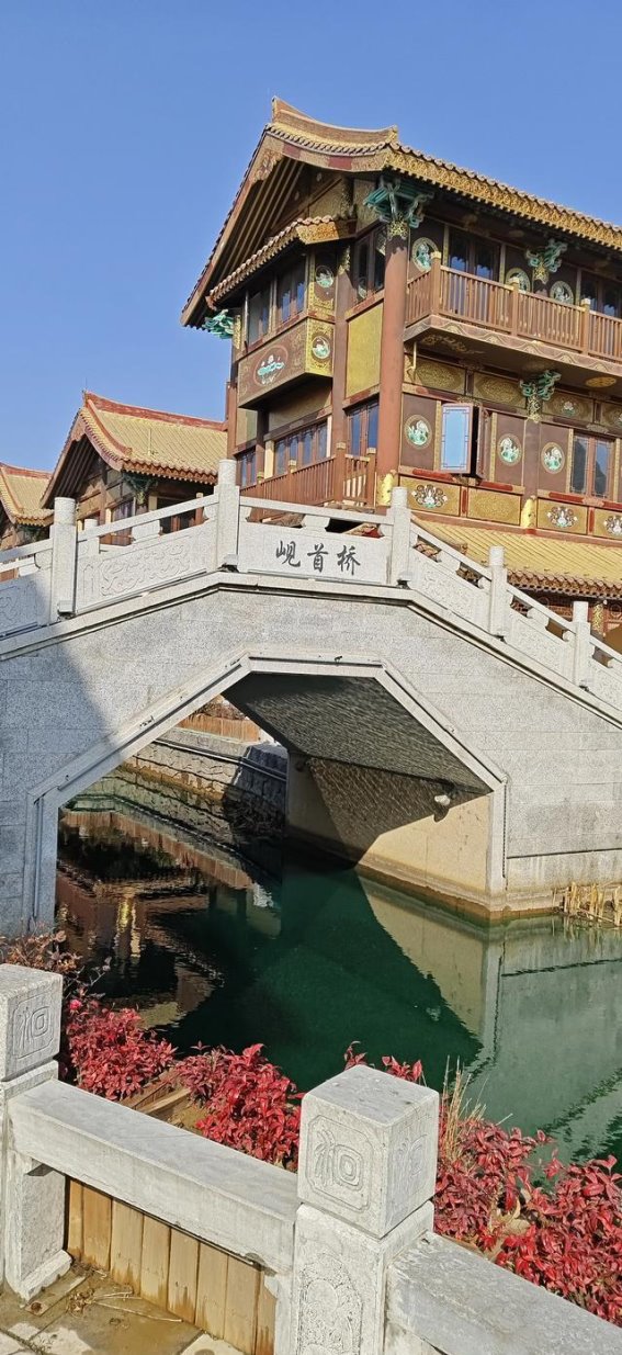 洄湖水乡：科技与传统交织下的襄阳新地标