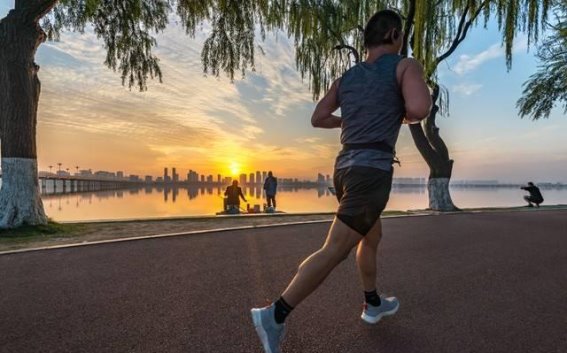 冬季心脏保养：四类食物比运动更有效，预防心衰从饮食开始