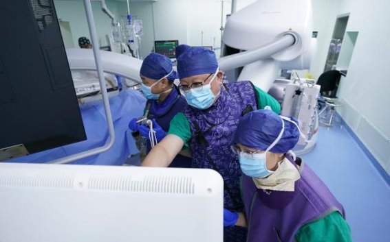 针刺麻醉助力高危患者成功置换主动脉瓣——上海岳阳医院创新手术开创“心”希望