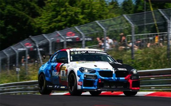 宝马第21次征服纽博格林24小时耐力赛：M系列的辉煌再续
