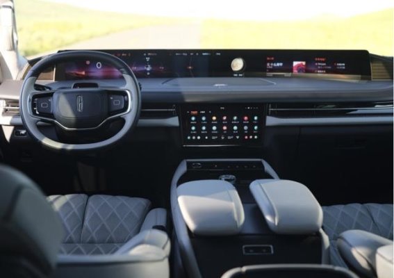 林肯试驾：草原上的马力与智能挑战