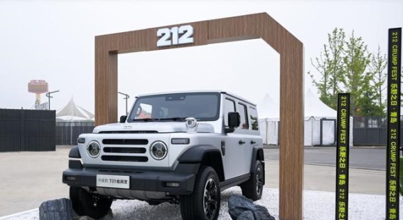 212升级款T01检阅官：全面进化的越野新力量