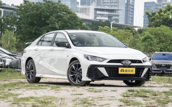 广汽传祺影豹R-Style劲享版：让驾驭梦想触手可及