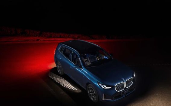 全新BMW X3长轴距版——驾控与舒适的全新诠释