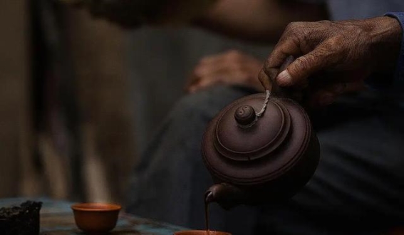 中国肝癌患者数量全球居首：茶叶与肝脏健康之间的微妙关系