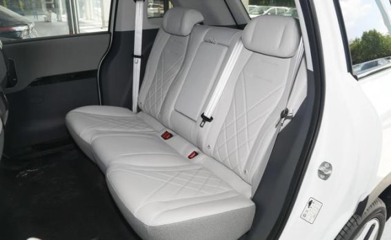 极狐考拉S试驾体验：紧凑SUV空间充裕，家用到底值不值得买