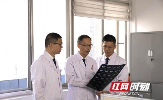 长沙市中医医院泌尿外科精湛技艺成功切除复杂腹膜后肿瘤