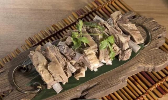 石嘴山美食探秘：必尝的十大美味馆子全攻略