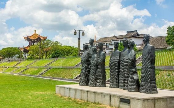 盐官古镇的中秋潮声与风情