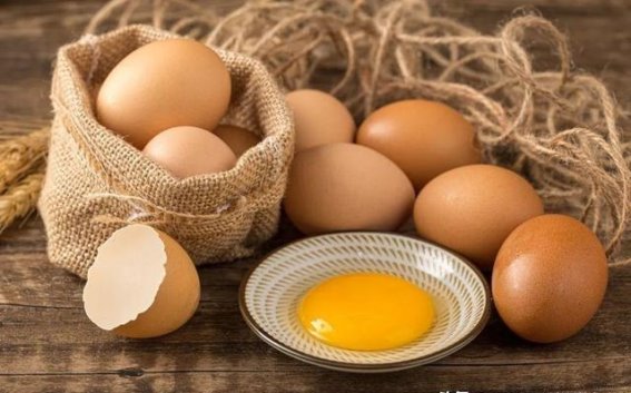 果糖：隐形的“尿酸杀手”，为何我们会遭遇高尿酸血症？