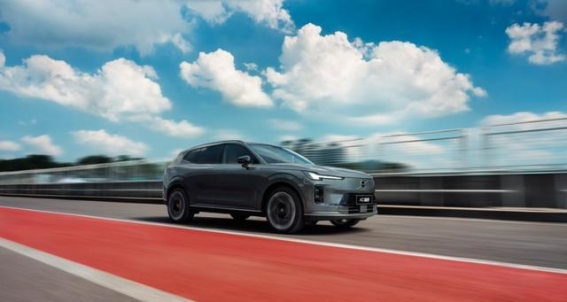 沃尔沃XC70预售启动：SMA超级混动架构首发，豪华超混新纪元