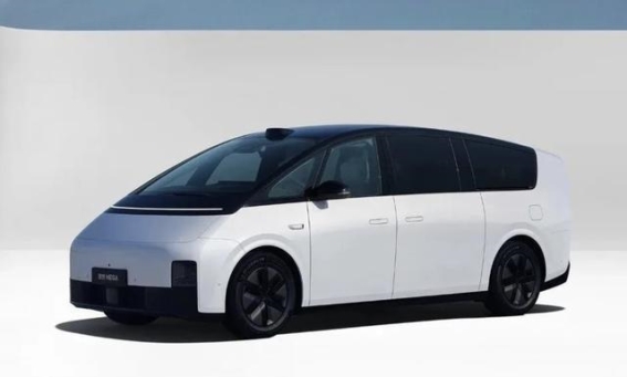 理想汽车：销量滑坡背后的深层原因