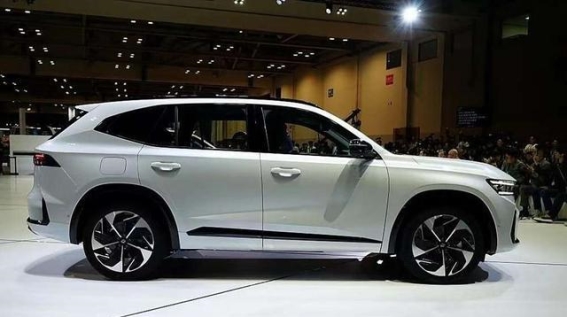 中国吉利星越L换标雷诺在韩国爆火的背后原因