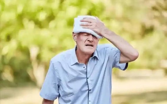 高温来袭，脑梗患者不可忽视的四大危险行为