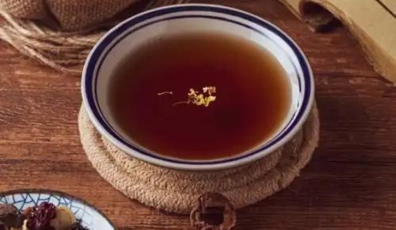 咽喉癌的隐秘信号：警惕生活中的这些不良习惯