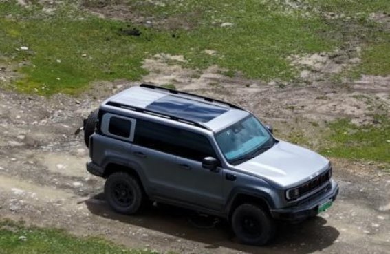 北京越野BJ40增程版：为露营与越野注入无限动力