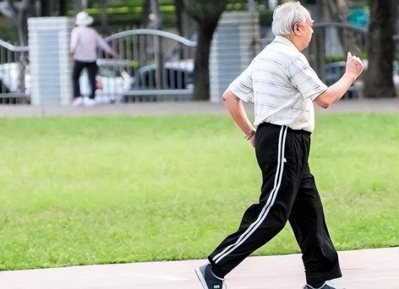 高血压患者的降压新“良方”：快走，走对了才有效