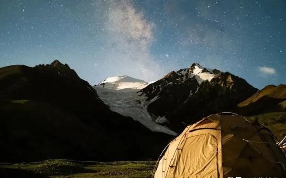 北京大学登山队五年重逢，勇攀玉珠峰书写壮丽篇章