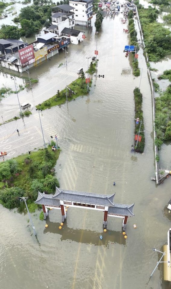 洪水肆虐桂林：漓江封航、游客疏散，城市应急响应升级