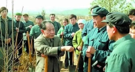 叶剑英巧妙策划的胡耀邦脱困行动：从困境到重生的旅程