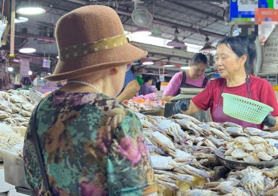 八月梭子蟹重回市场：新鲜与品质的完美结合