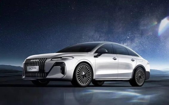 荣威M7 DMH慕斯白车色发布，展现科技与设计的完美结合