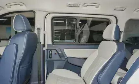 菱智PLUS限时优惠：四大优惠政策助力消费者购车决策