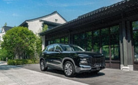 捷途大圣：为年轻人量身定制的斗战机甲SUV