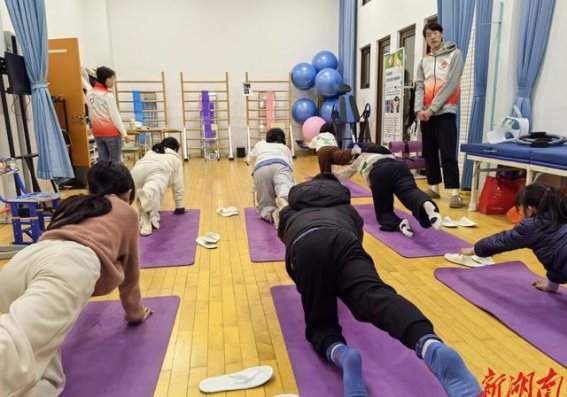 青少年脊柱侧弯：从早期预防到科学治疗，让孩子走得更直